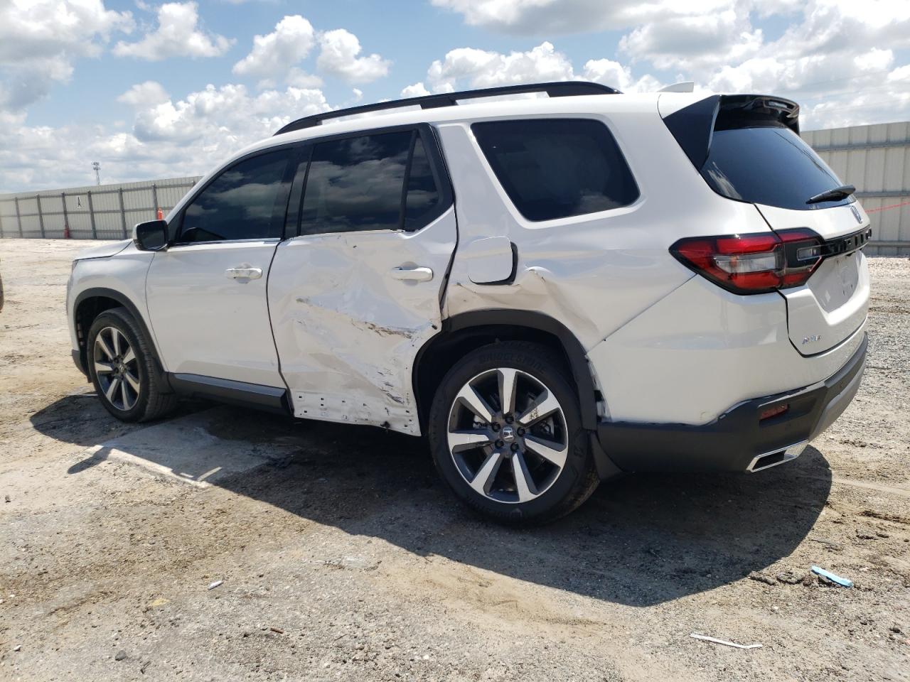 5FNYG1H75PB018043 HONDA PILOT 2023