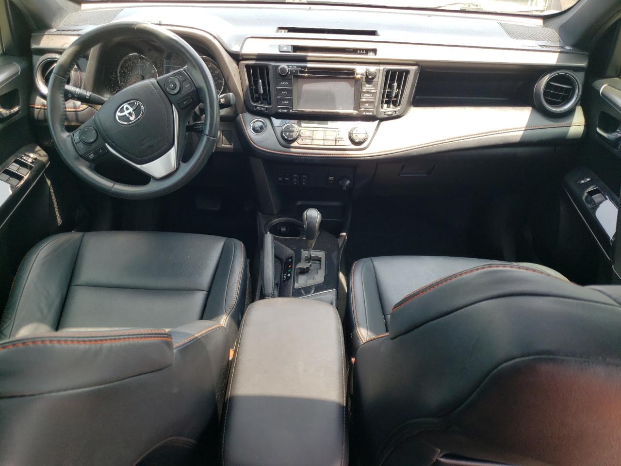 2T3NFREV7HW358524 TOYOTA RAV4 2017