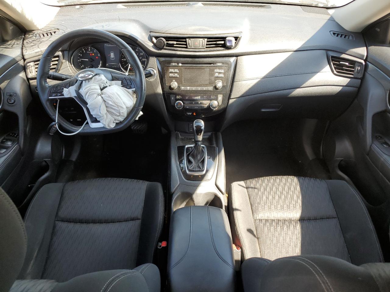 KNMAT2MV4HP542508 NISSAN ROGUE 2017
