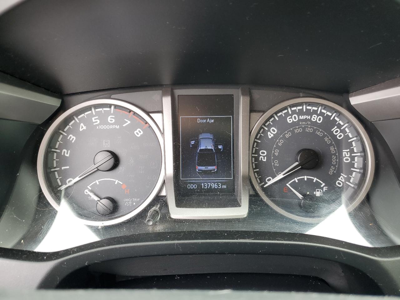 5TFAZ5CN2HX040596 TOYOTA TACOMA 2017