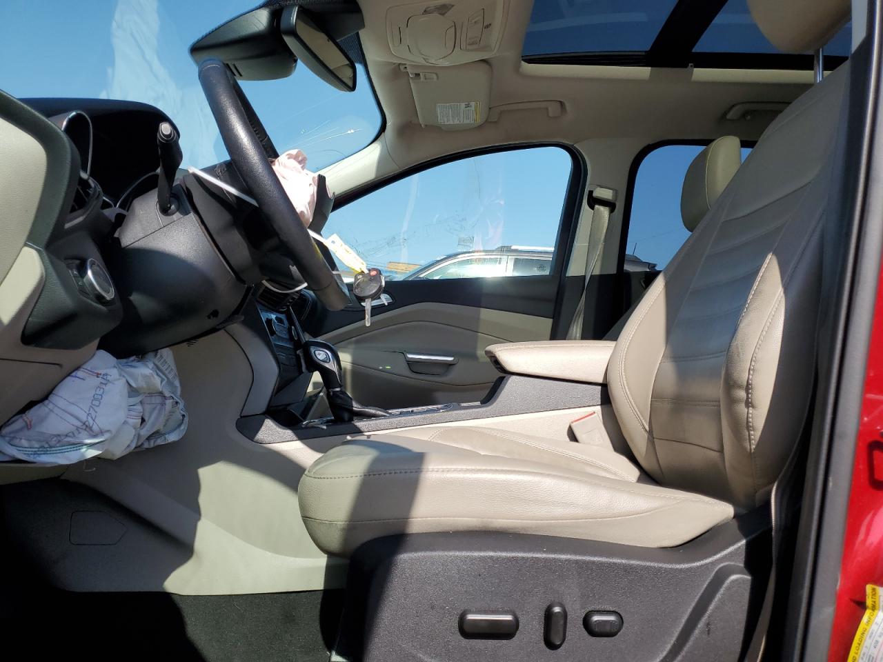 1FMCU0HD3JUC27021 FORD ESCAPE 2018