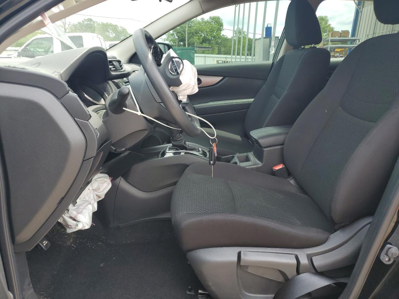 JN1BJ1CVXLW551687 NISSAN ROGUE 2020