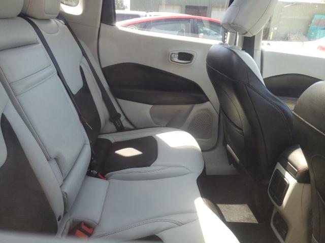 3C4NJDCB3JT395545 Jeep Compass Limited