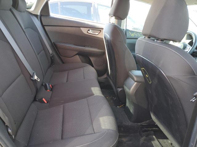 3KPF24AD6LE183963 KIA FORTE FE