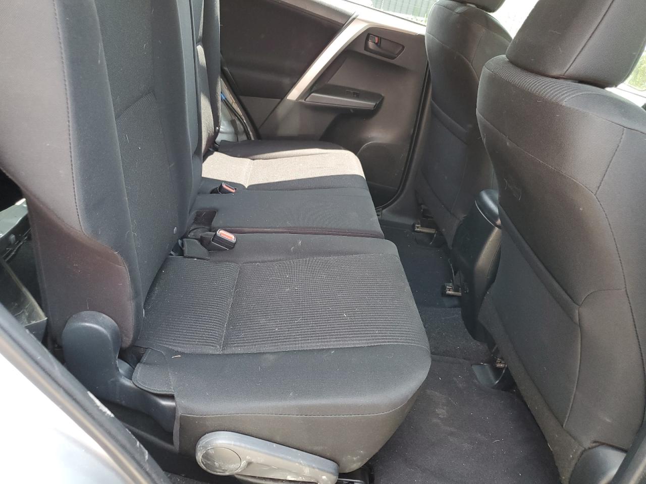 JTMBFREV8JJ192697 TOYOTA RAV4 2018