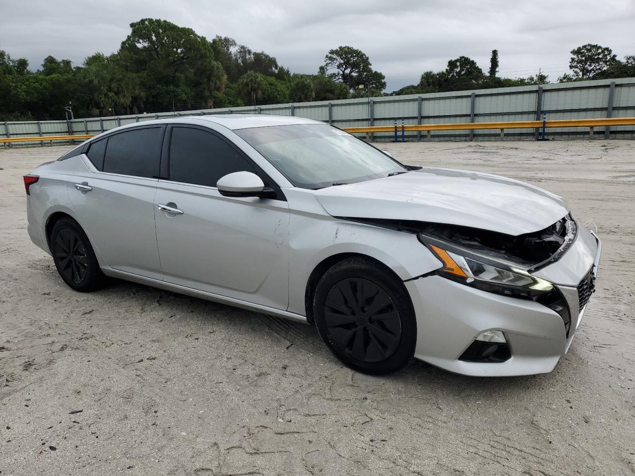 1N4BL4DV1KC120264 NISSAN ALTIMA 2019