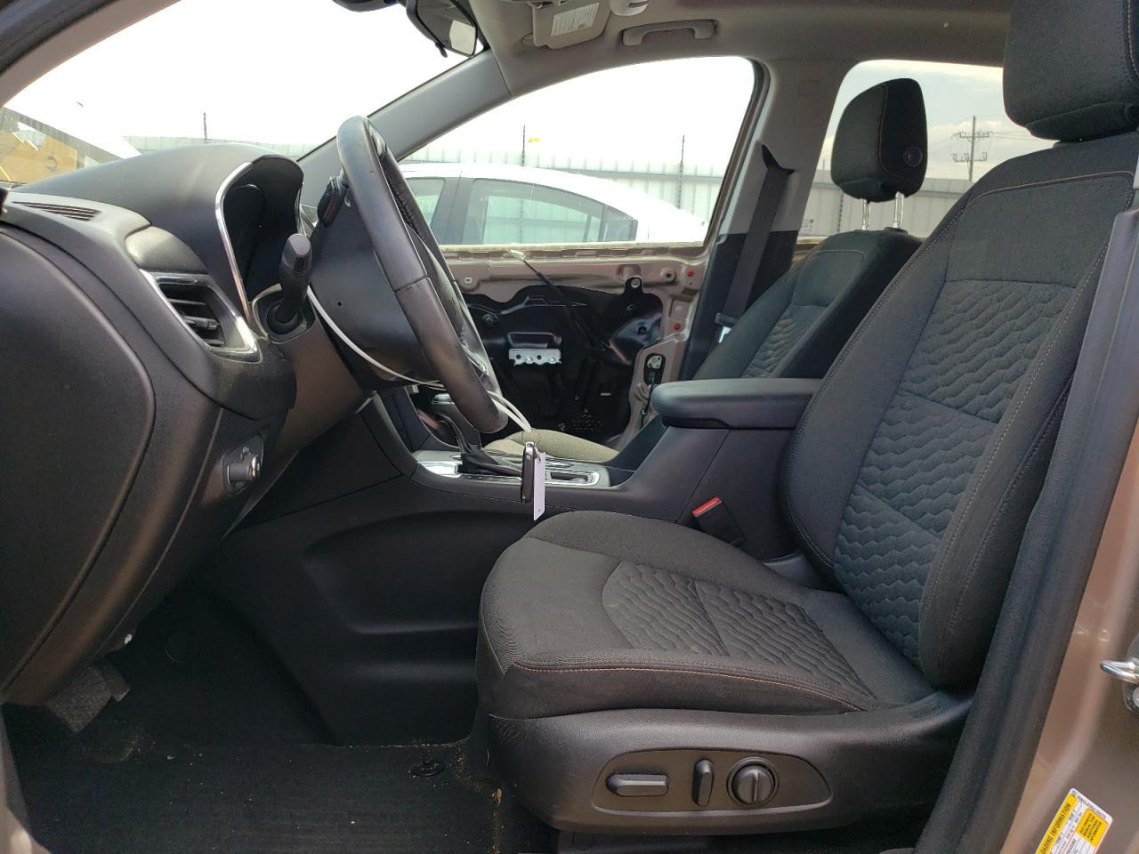 3GNAXJEV6JL104370 CHEVROLET EQUINOX 2018