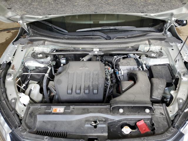 VIN: JA4ATWAA6NZ040828 Auction: COPART Lot: 59706243 Location: MI - IONIA JA4ATWAA6NZ040828 MITSUBISHI ECLIPSE 2022 SILVER Photo 11
