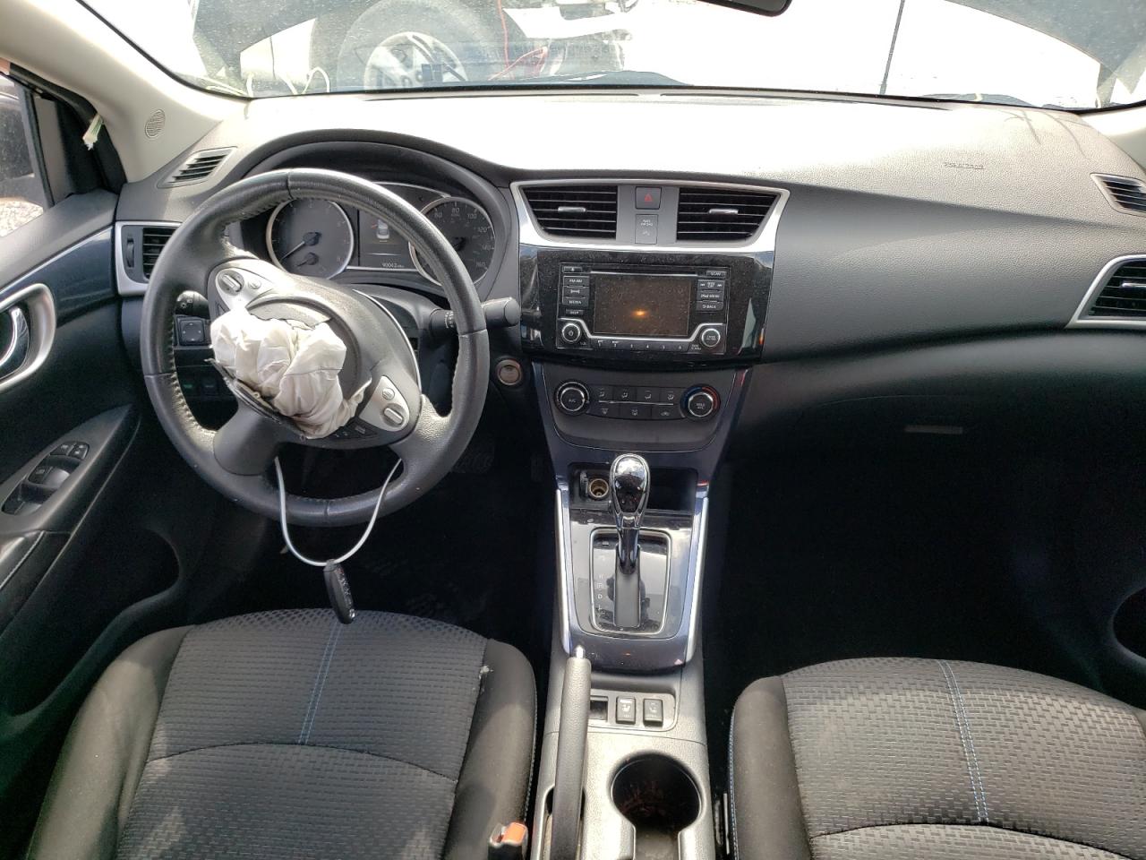 3N1AB7AP8HY217125 NISSAN SENTRA 2017