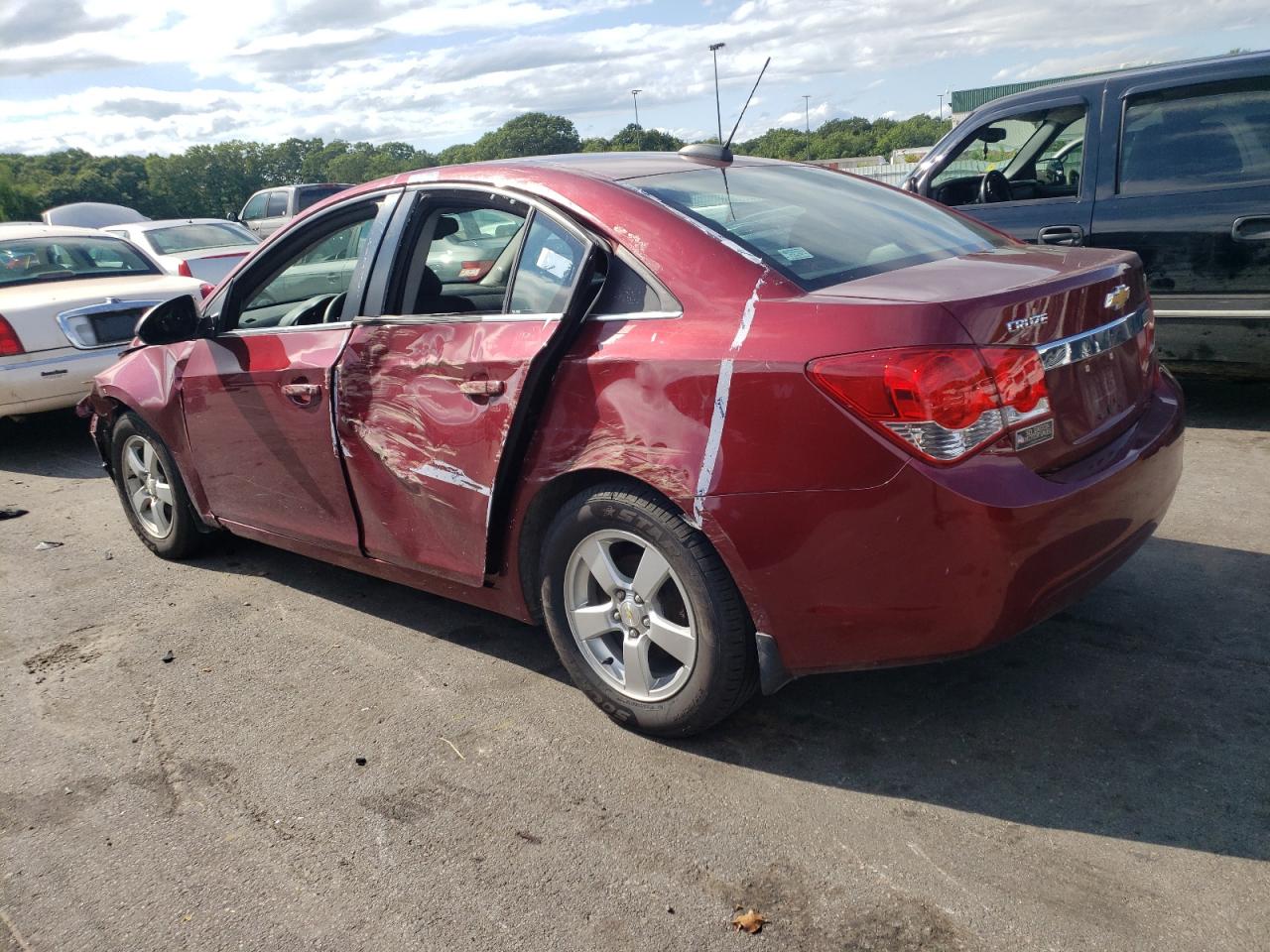 1G1PE5SB8G7136608 CHEVROLET CRUZE 2016