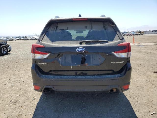 JF2SKAJC8MH431499 Subaru Forester Premium
