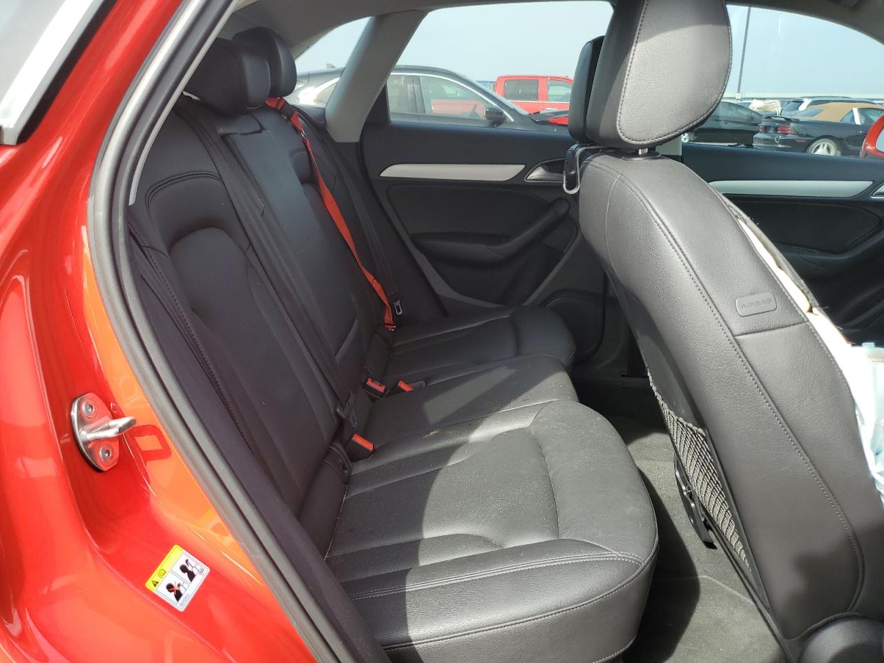 WA1ECCFS1HR013025 AUDI Q3 2017