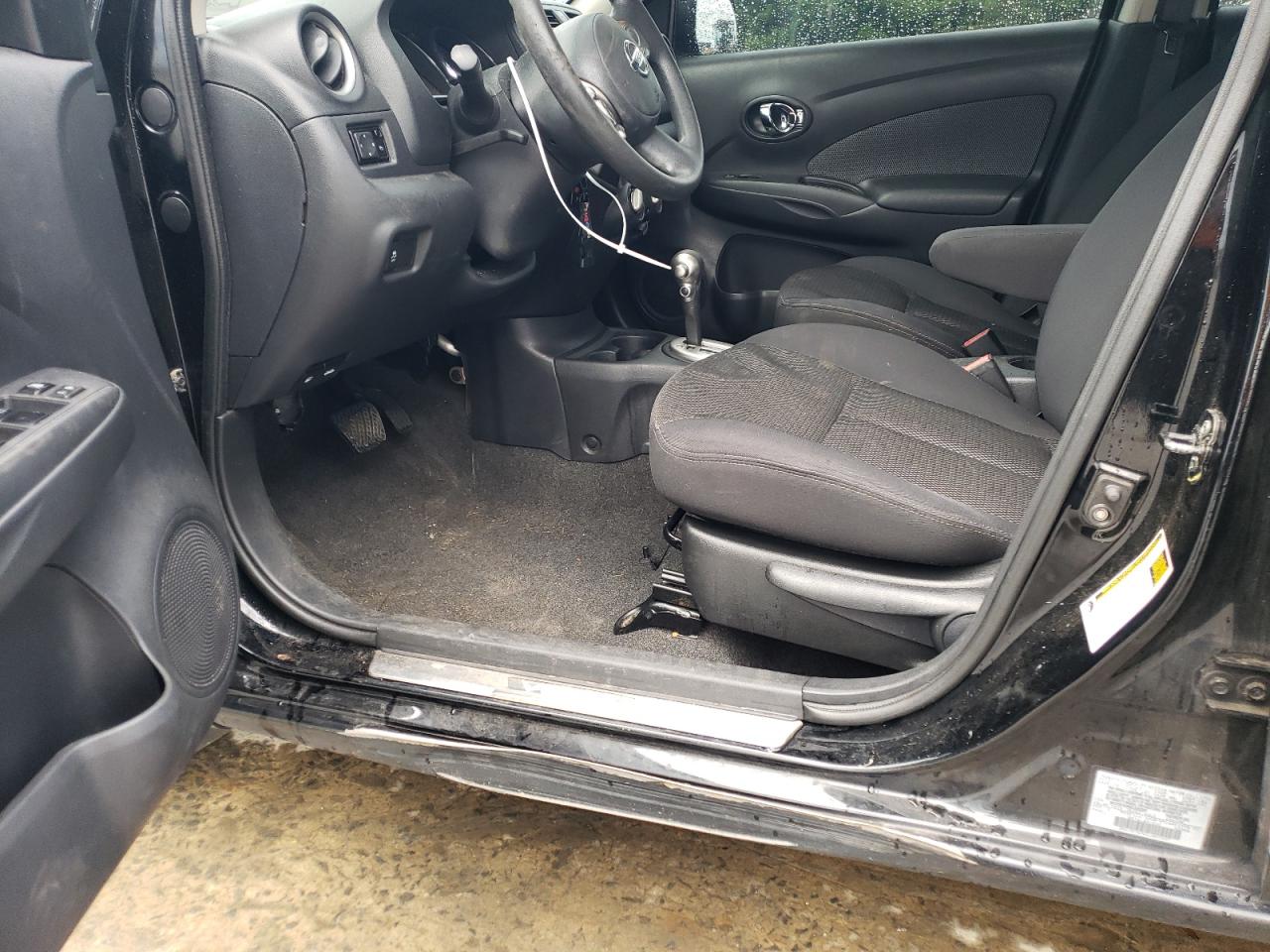 3N1CN7AP6EL823337 2014 Nissan Versa S