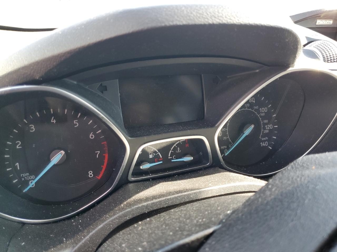 1FMCU0GDXHUE17457 FORD ESCAPE 2017
