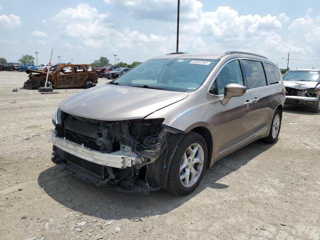 2C4RC1BG2HR810133 2017 CHRYSLER PACIFICA, photo no. 1