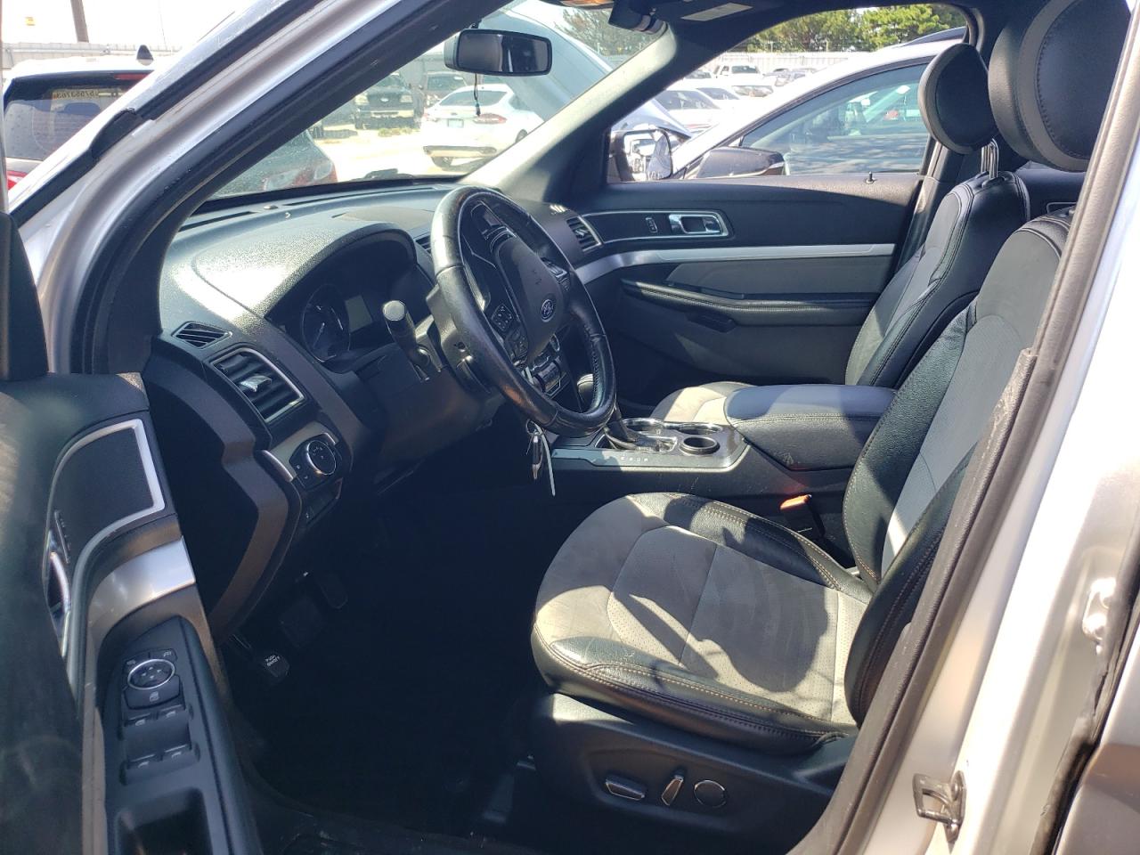 1FM5K7D84HGD53980 FORD EXPLORER 2017