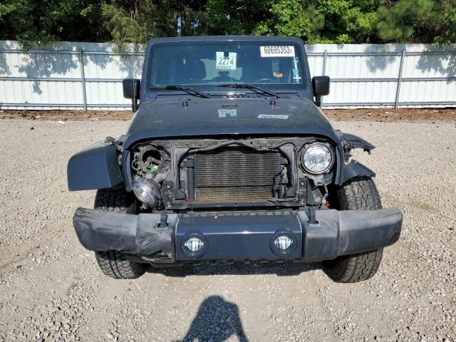 1C4BJWEG2HL582370 Jeep Wrangler Unlimited Sahara