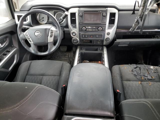 1N6AA1E55HN546865 Nissan TITAN SV