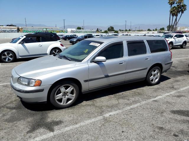 2004 Volvo V70 