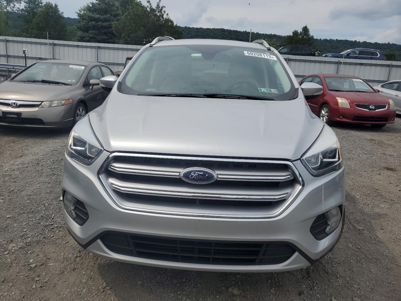 1FMCU9J94HUC71615 FORD ESCAPE 2017