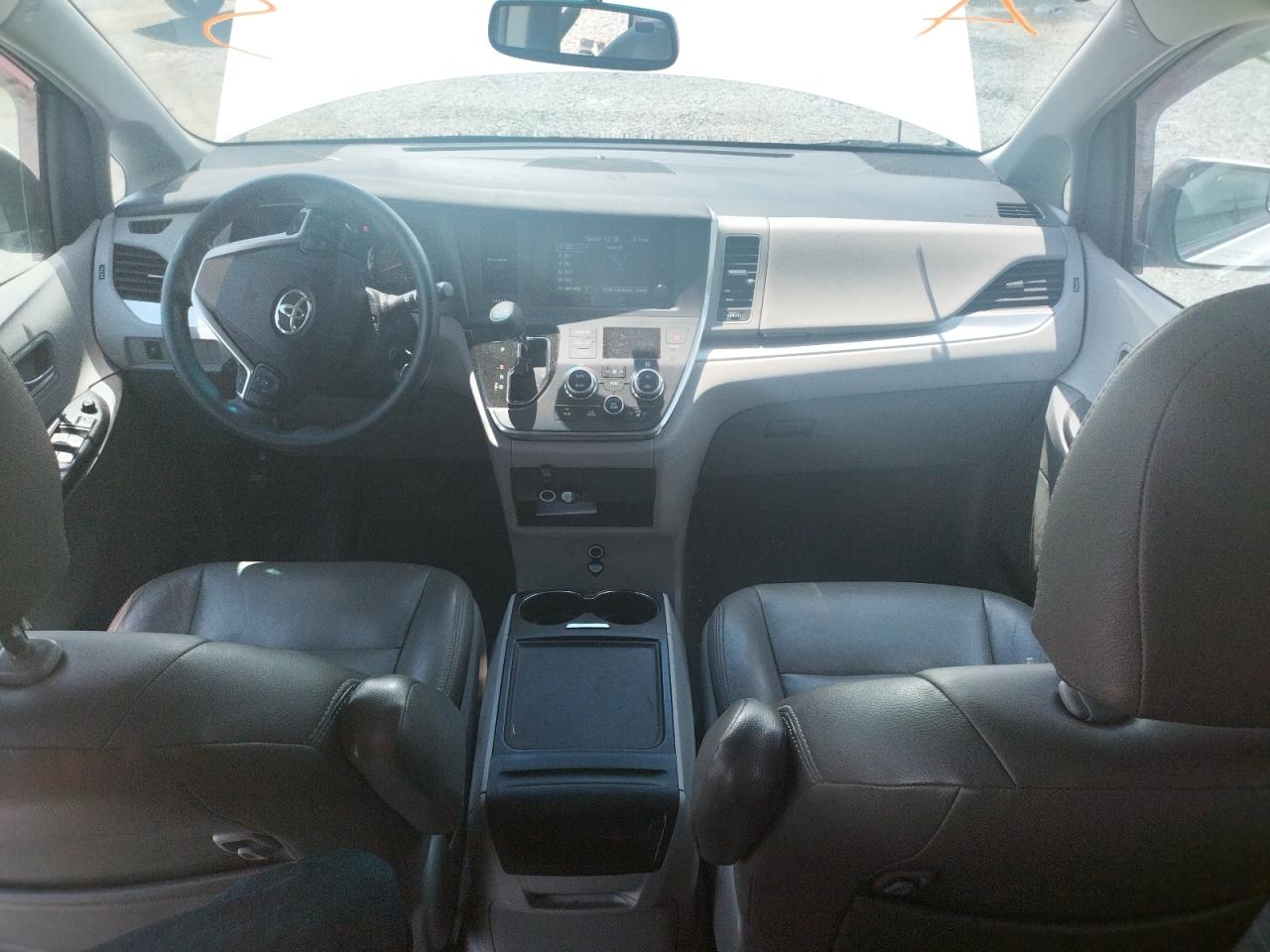 5TDKZ3DCXHS838372 TOYOTA All Models 2017