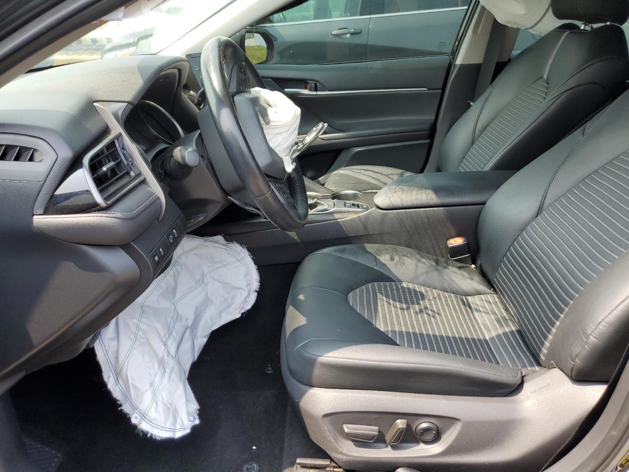 4T1G11BK8MU023956 TOYOTA CAMRY 2021