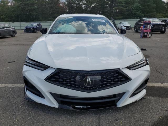 19UUB5F56NA004973 Acura TLX TECH A 5