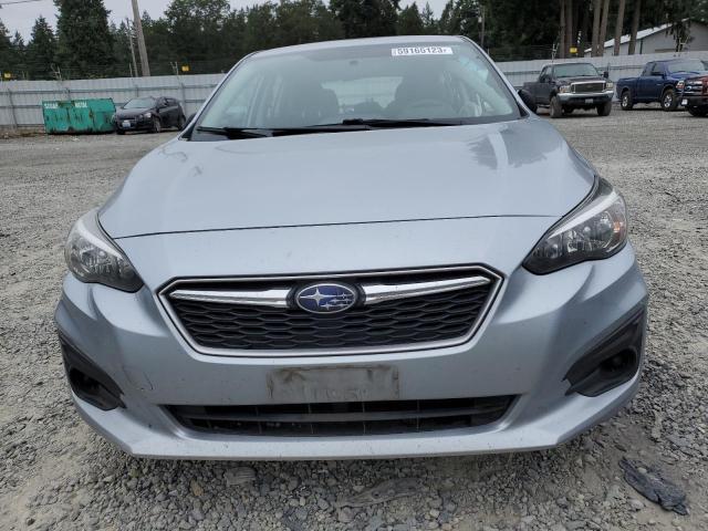VIN: 4S3GTAA65J3720859 Auction: COPART Lot: 59165123 Location: WA - GRAHAM 4S3GTAA65J3720859 SUBARU IMPREZA 2018 SILVER Photo 5
