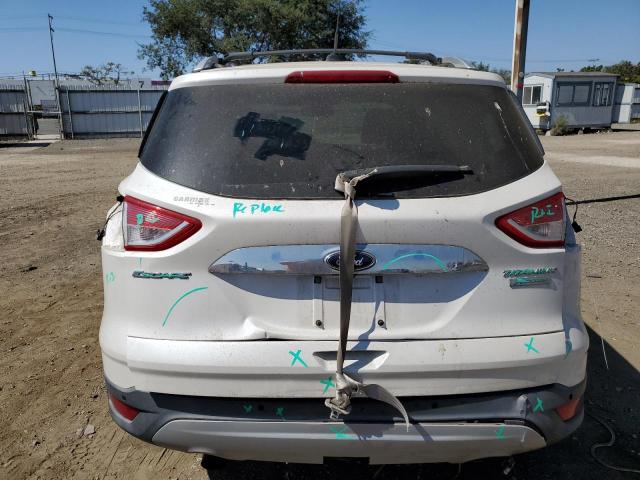 1FMCU0J99EUD01652 Ford Escape Titanium