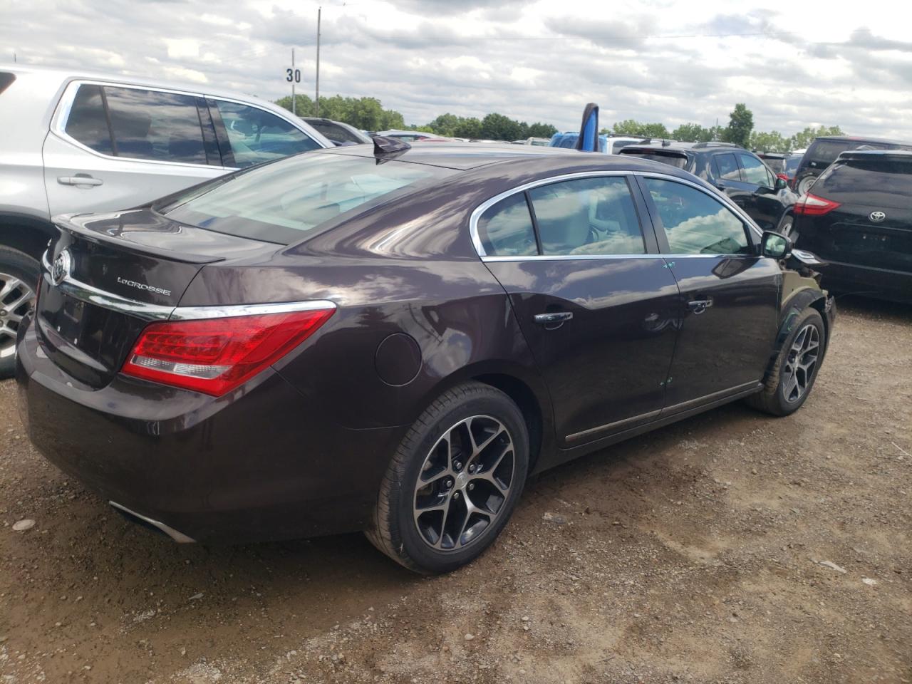 1G4G45G35GF198125 BUICK LACROSSE 2016