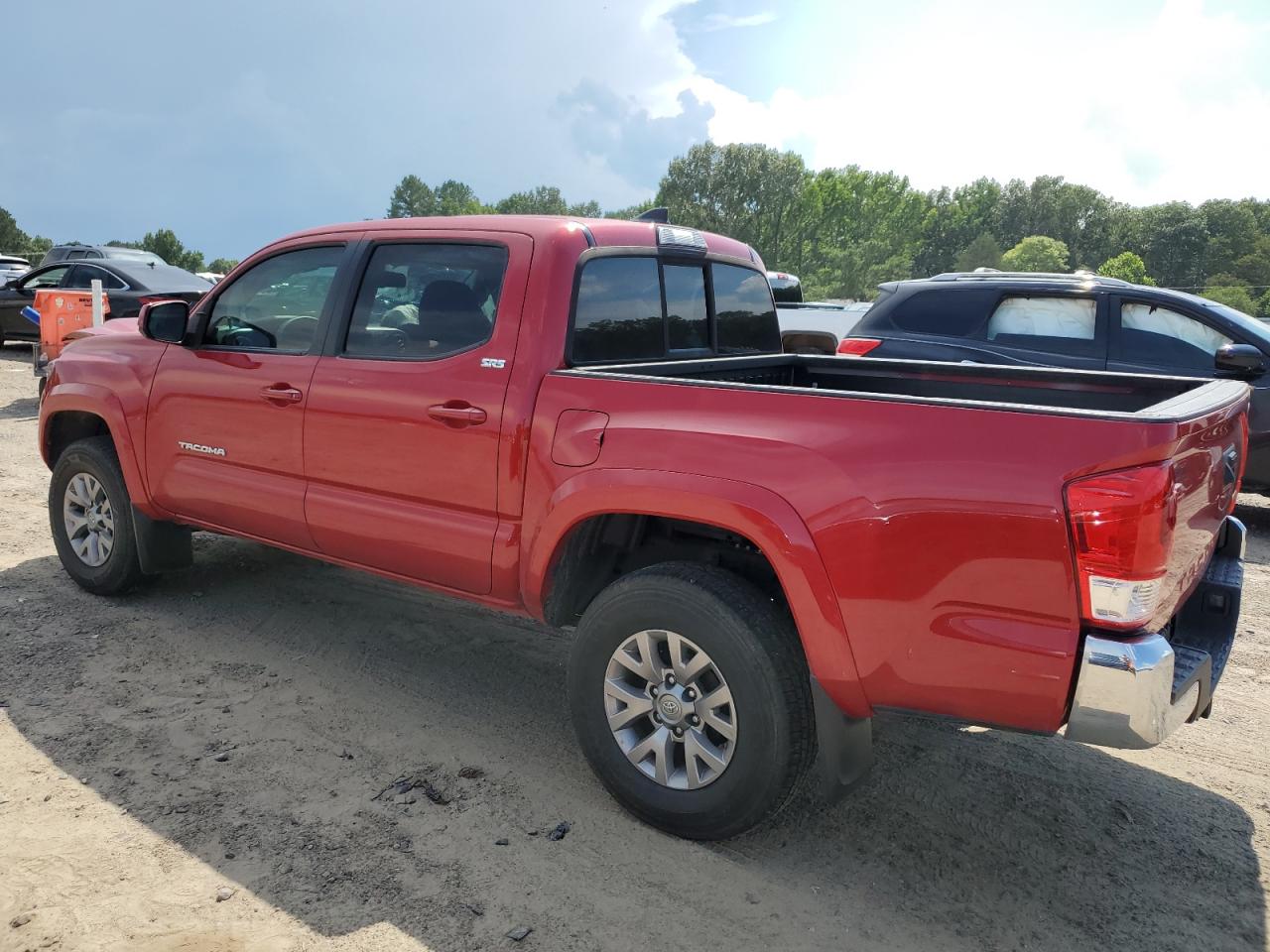 5TFAZ5CN8HX046404 TOYOTA TACOMA 2017