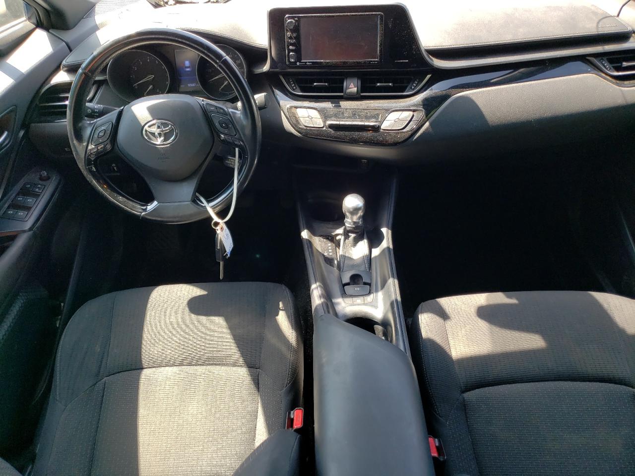 NMTKHMBX7JR013117 TOYOTA C-HR 2018