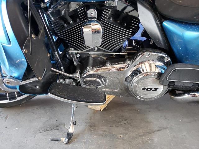 2011 HARLEY-DAVIDSON FLTRU 1HD1KGM19BB647402
