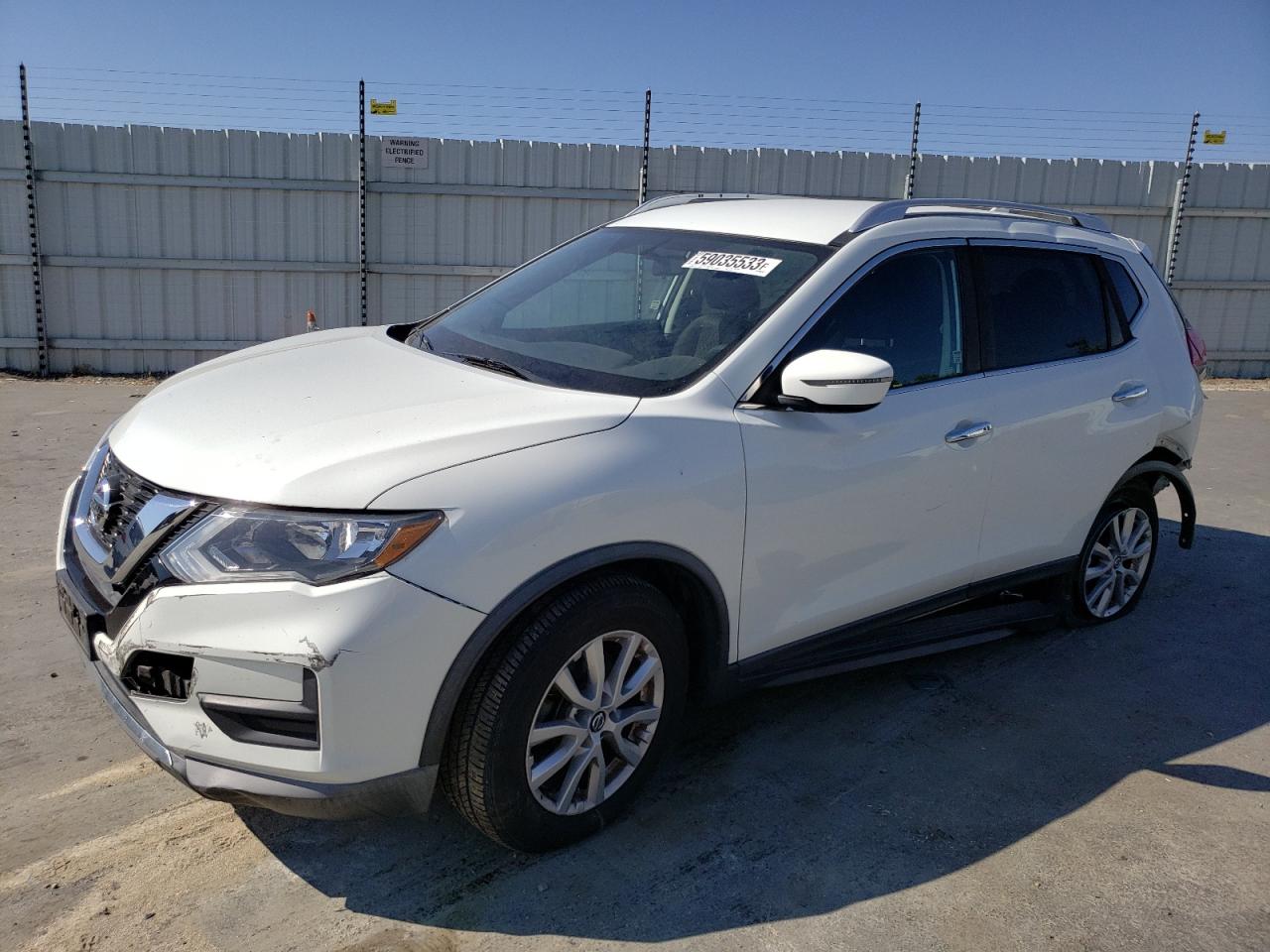 KNMAT2MV4HP557719 NISSAN ROGUE 2017