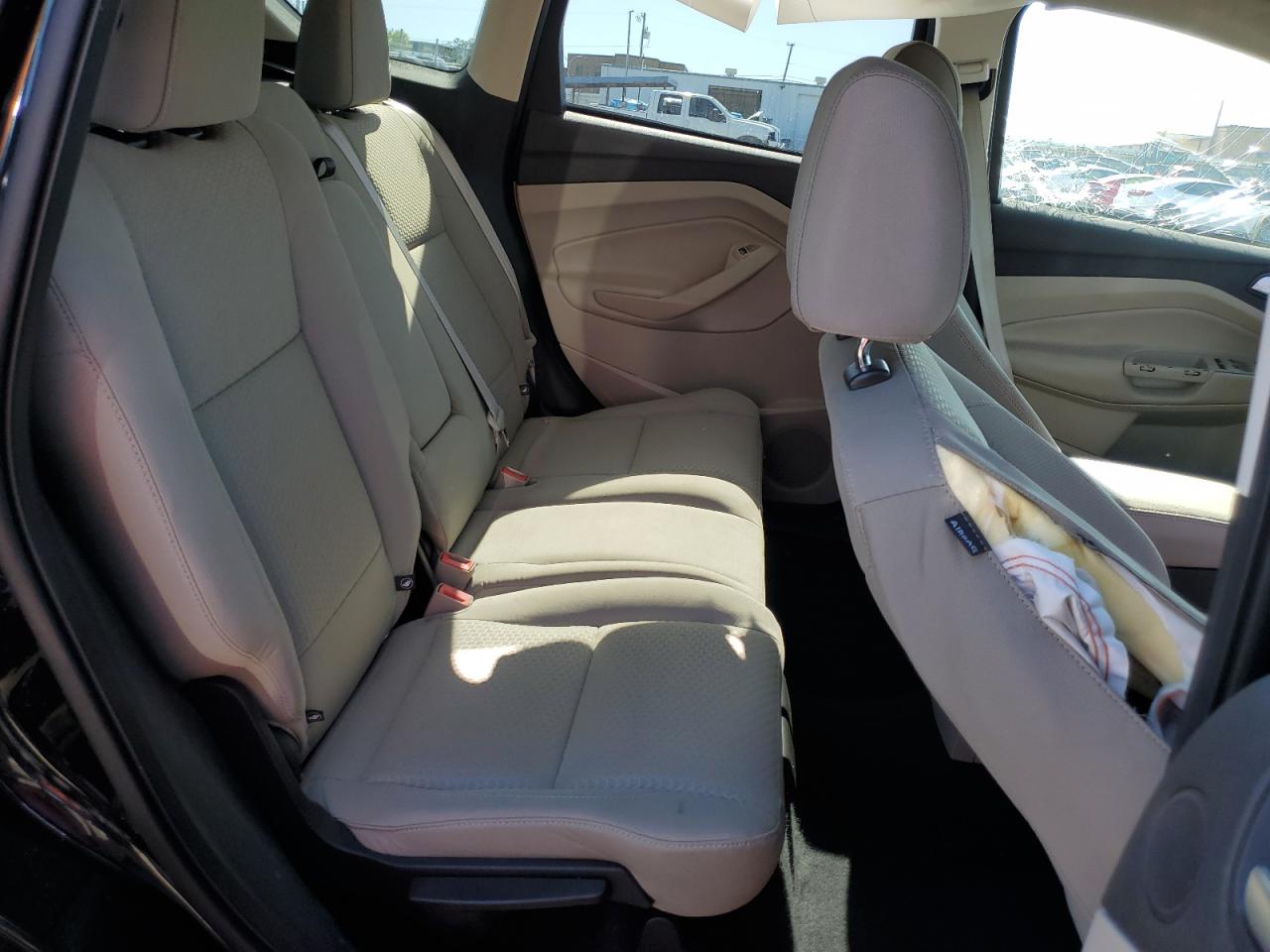 1FMCU0GD8HUB03645 FORD ESCAPE 2017