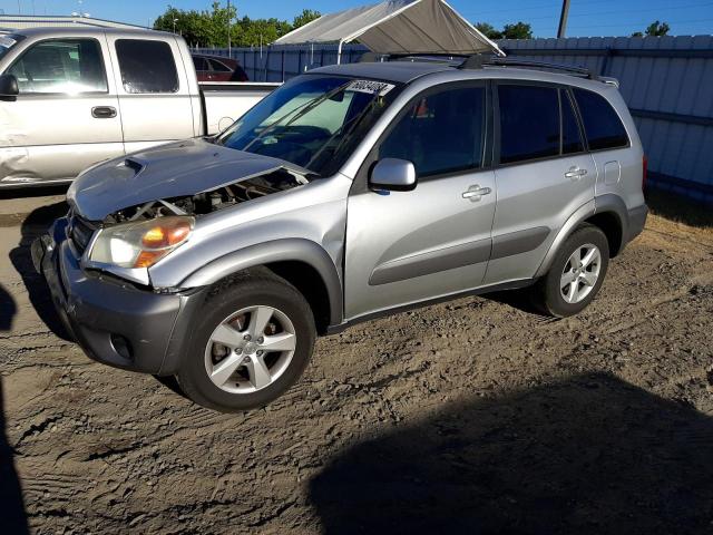 2004 Toyota RAV4 