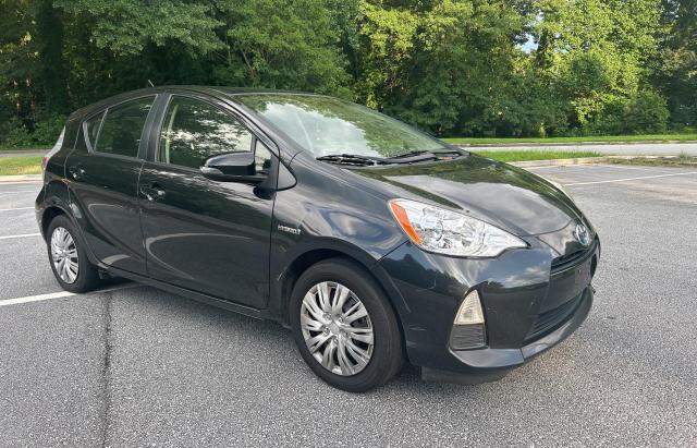 Toyota Prius c 2014