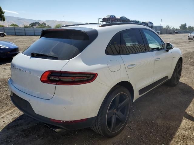 VIN WP1AA2A54JLB23595 2018 Porsche Macan no.3