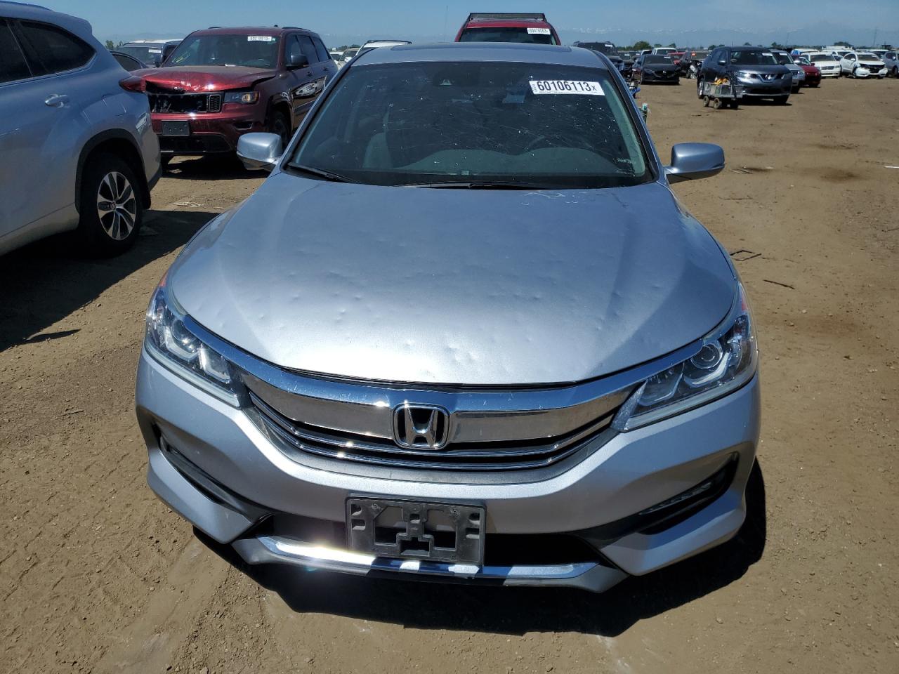 VIN: 1HGCR2F98HA087514 2017 HONDA ACCORD