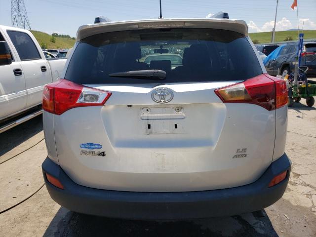 JTMBFREV0FJ048066 Toyota RAV4 LE