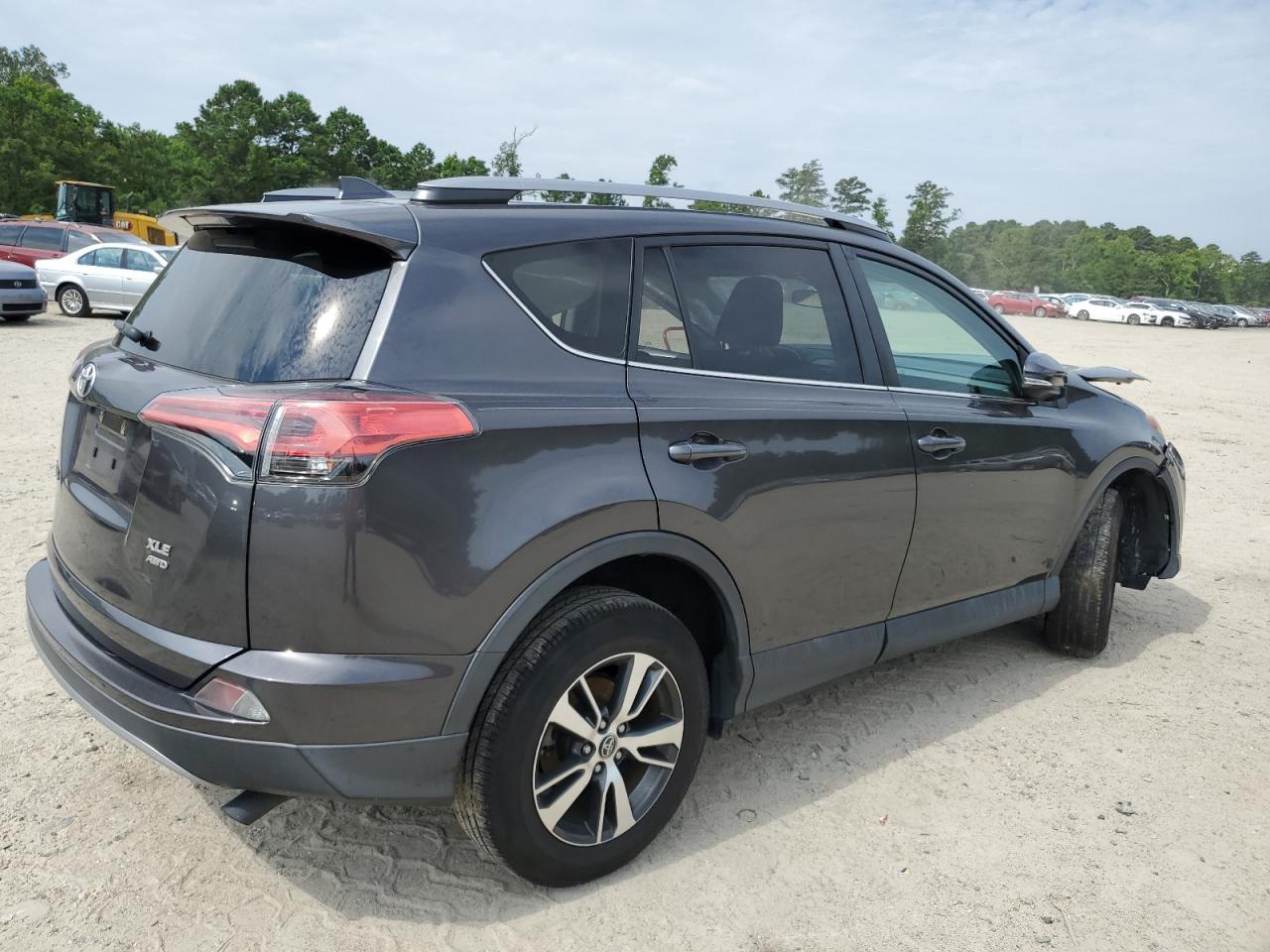 2T3RFREV5HW667202 TOYOTA RAV4 2017