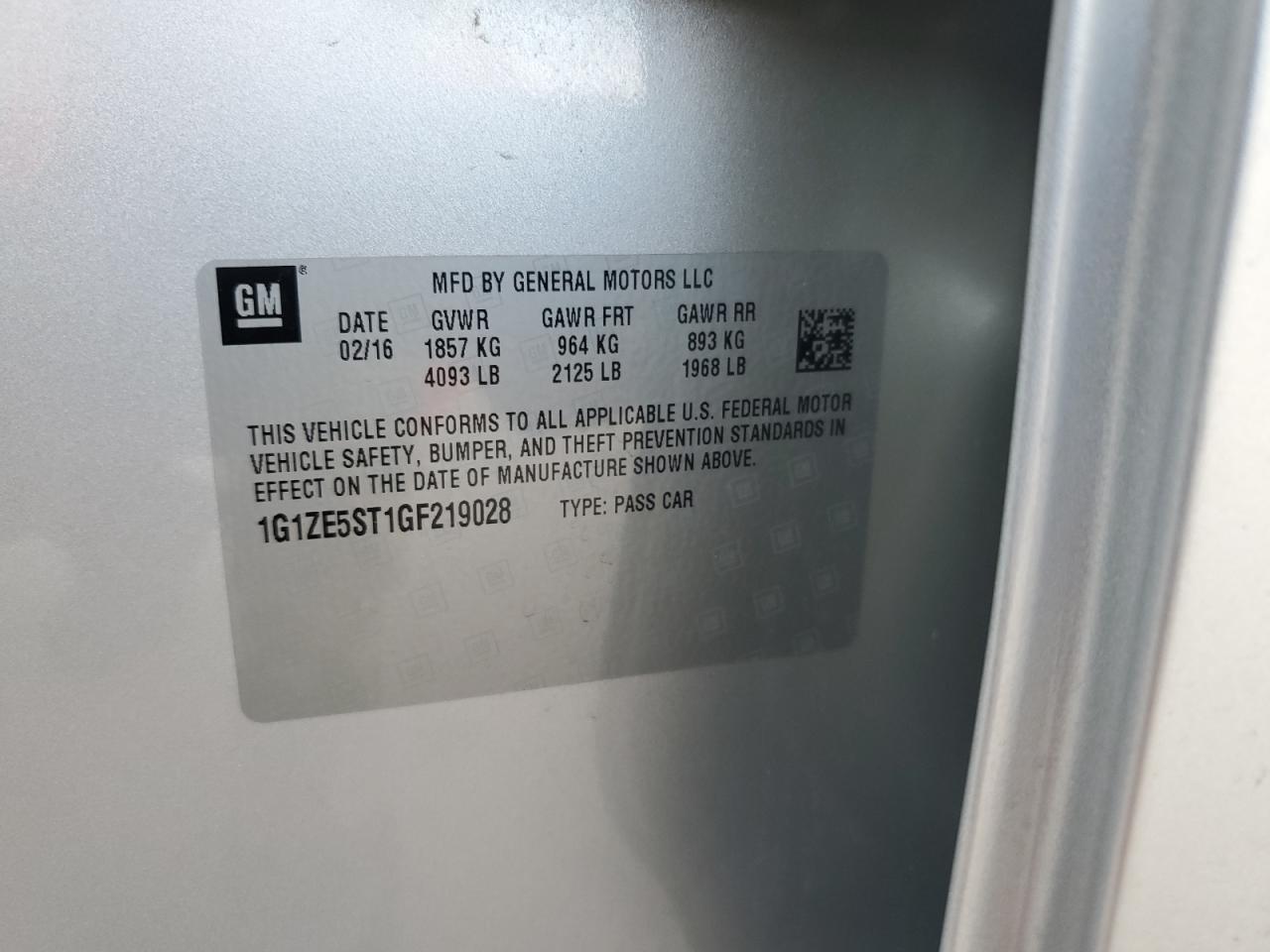1G1ZE5ST1GF219028 CHEVROLET MALIBU 2016