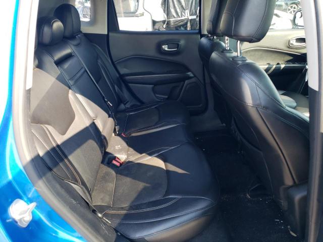 3C4NJCBB4JT151866 Jeep Compass Latitude