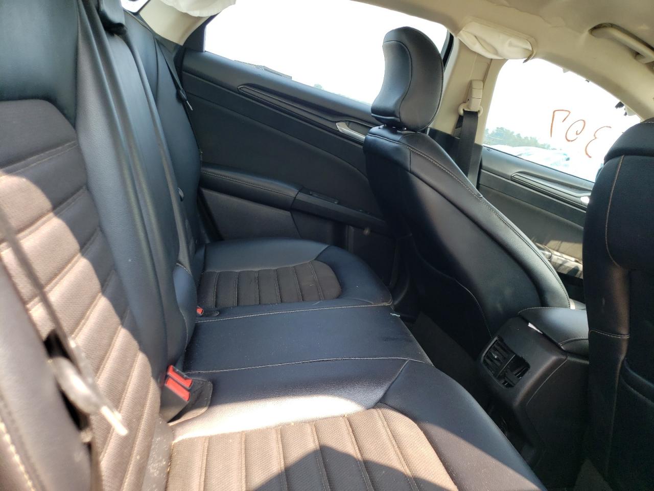 3FA6P0HD9JR145672 FORD FUSION 2018