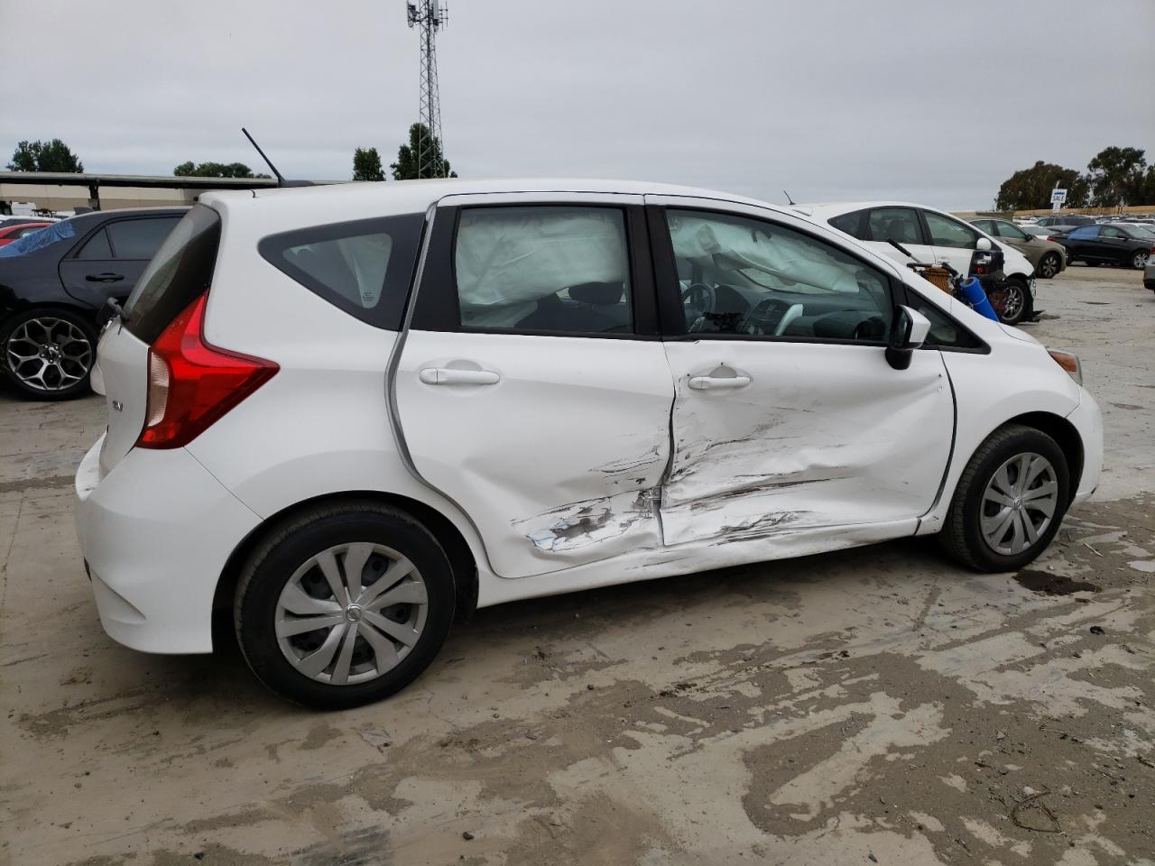 3N1CE2CP2HL366689 NISSAN VERSA 2017