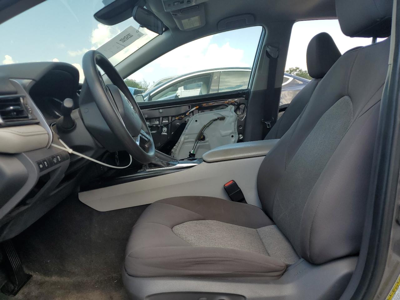 4T1B11HK4KU239737 TOYOTA CAMRY 2019