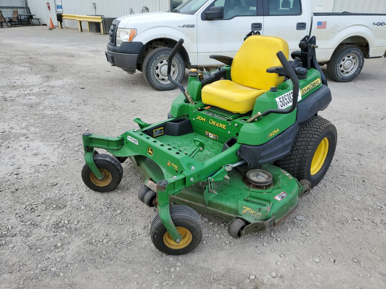 1TC925ACTB1111115 JOHN DEERE LAWNMOWER 2018