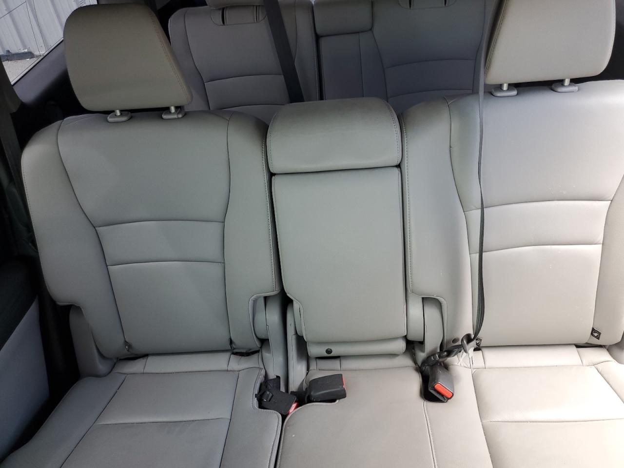5FNYF5H52GB018820 HONDA PILOT 2016