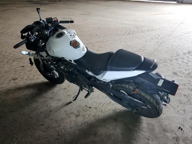 2018 SUZUKI GSX250R LC6DN11A7J1101351