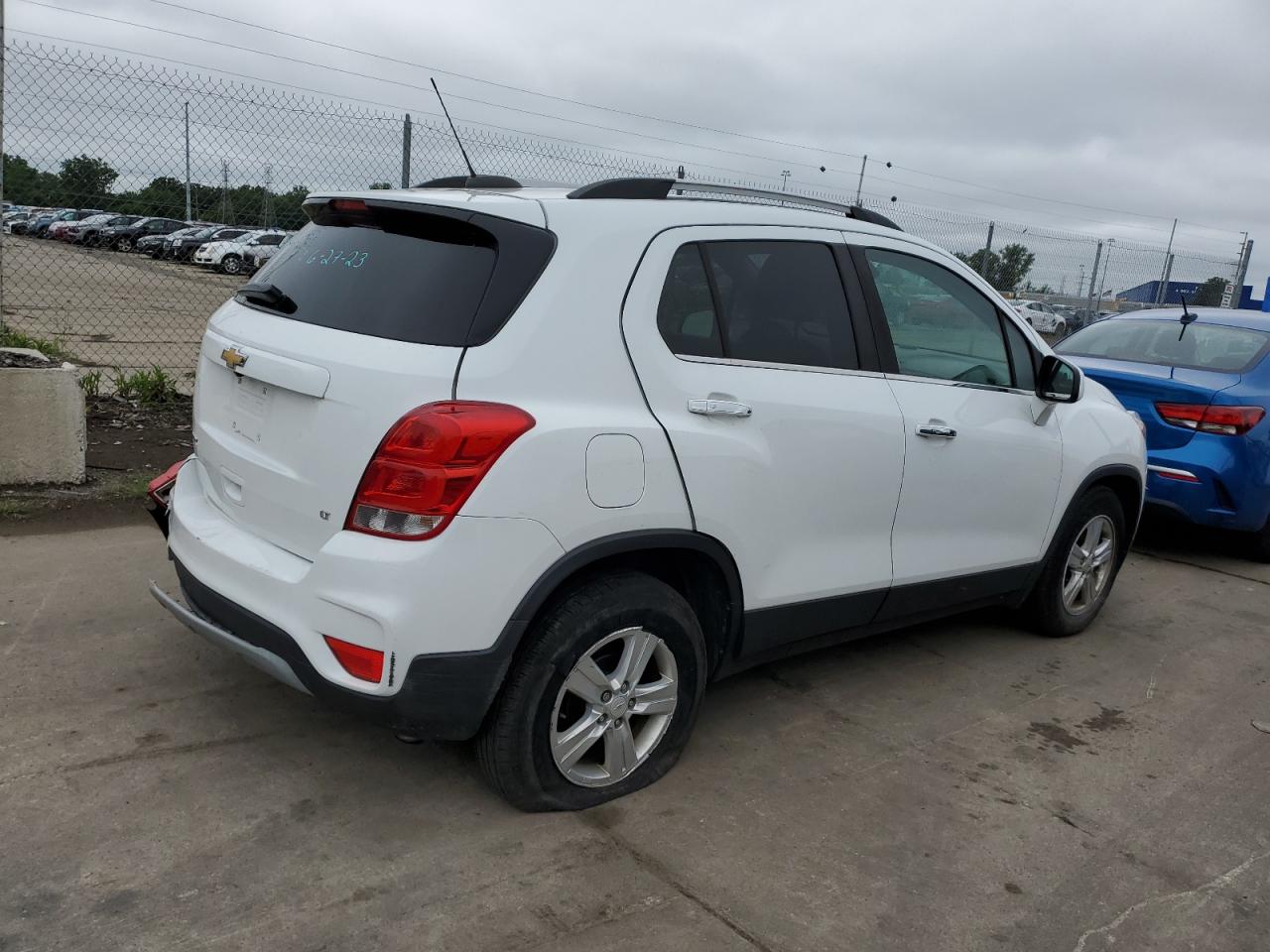 KL7CJLSB4HB186908 CHEVROLET TRAX 2017